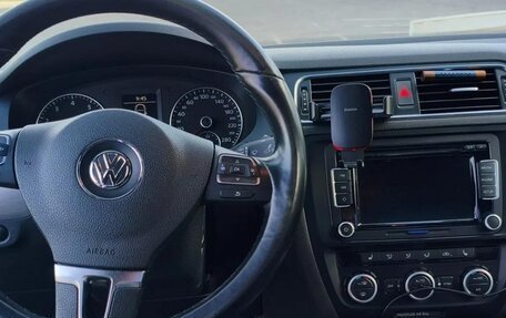 Volkswagen Jetta VI, 2013 год, 930 000 рублей, 7 фотография