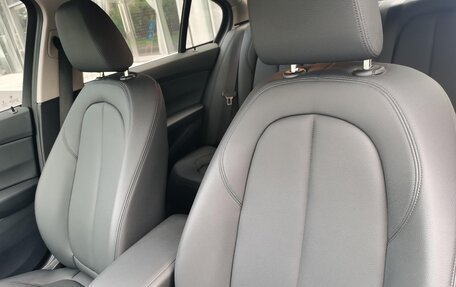 BMW 1 серия, 2022 год, 1 520 000 рублей, 20 фотография