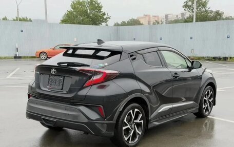Toyota C-HR I рестайлинг, 2022 год, 1 700 000 рублей, 3 фотография
