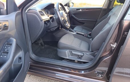 Volkswagen Jetta VI, 2014 год, 970 000 рублей, 10 фотография
