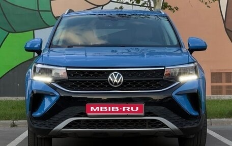 Volkswagen Taos, 2021 год, 2 410 000 рублей, 1 фотография
