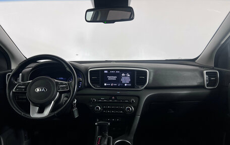 KIA Sportage IV рестайлинг, 2022 год, 2 399 000 рублей, 10 фотография