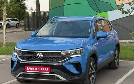 Volkswagen Taos, 2021 год, 2 410 000 рублей, 13 фотография