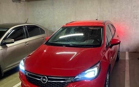 Opel Astra K, 2018 год, 1 300 000 рублей, 5 фотография