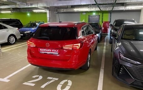 Opel Astra K, 2018 год, 1 300 000 рублей, 11 фотография