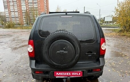 Chevrolet Niva I рестайлинг, 2010 год, 450 000 рублей, 4 фотография