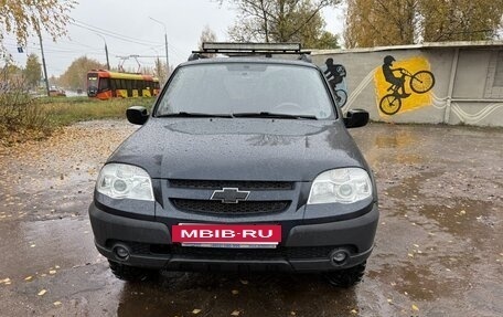 Chevrolet Niva I рестайлинг, 2010 год, 450 000 рублей, 8 фотография