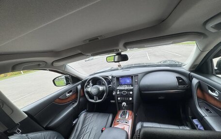Infiniti FX II, 2012 год, 2 550 000 рублей, 16 фотография