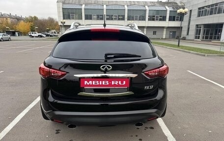 Infiniti FX II, 2012 год, 2 550 000 рублей, 9 фотография