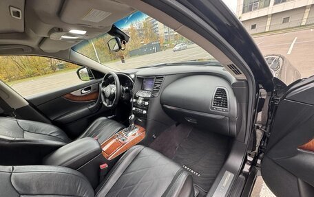 Infiniti FX II, 2012 год, 2 550 000 рублей, 22 фотография