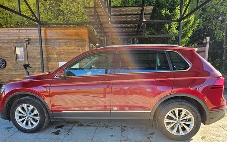 Volkswagen Tiguan II, 2018 год, 2 250 000 рублей, 3 фотография