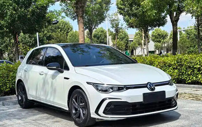 Volkswagen Golf VIII, 2023 год, 1 720 999 рублей, 1 фотография