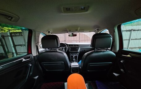 Volkswagen Tiguan II, 2018 год, 2 250 000 рублей, 17 фотография