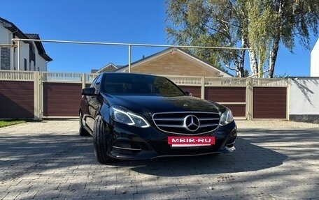 Mercedes-Benz E-Класс, 2013 год, 2 175 000 рублей, 3 фотография