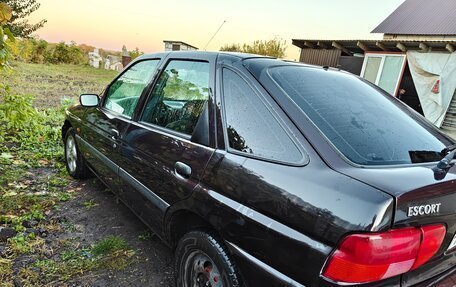 Ford Escort V, 1995 год, 150 000 рублей, 4 фотография