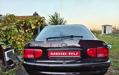 Ford Escort V, 1995 год, 150 000 рублей, 3 фотография