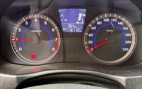 Hyundai Solaris II рестайлинг, 2013 год, 800 000 рублей, 17 фотография