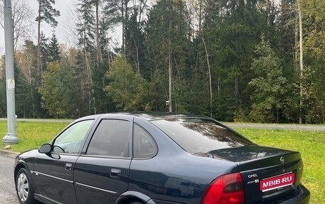 Opel Vectra B рестайлинг, 1999 год, 160 000 рублей, 1 фотография