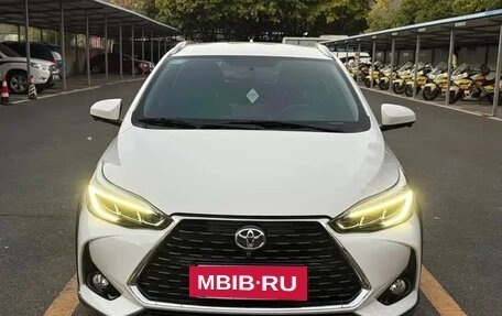 Toyota Yaris XP150 рестайлинг, 2022 год, 1 108 004 рублей, 2 фотография