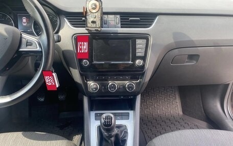 Skoda Octavia, 2016 год, 1 550 000 рублей, 30 фотография