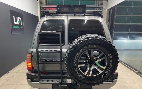 Toyota Land Cruiser 80 рестайлинг, 1995 год, 1 990 000 рублей, 5 фотография