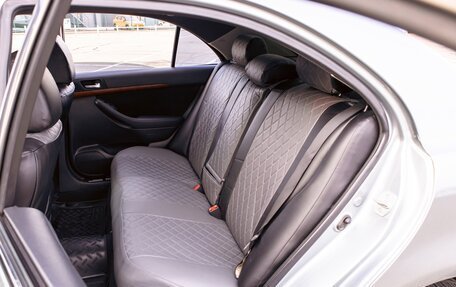 Toyota Avensis III рестайлинг, 2007 год, 795 000 рублей, 16 фотография