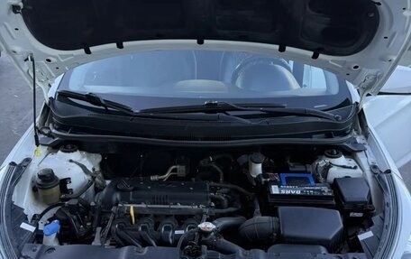 Hyundai Solaris II рестайлинг, 2014 год, 640 000 рублей, 2 фотография