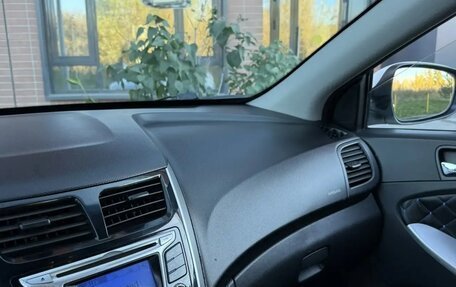 Hyundai Solaris II рестайлинг, 2014 год, 640 000 рублей, 3 фотография