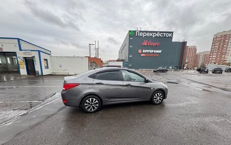 Hyundai Solaris II рестайлинг, 2015 год, 780 000 рублей, 4 фотография