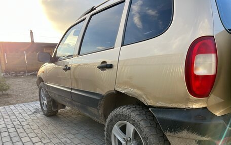 Chevrolet Niva I рестайлинг, 2005 год, 220 000 рублей, 3 фотография