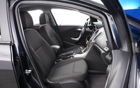 Opel Astra J, 2010 год, 849 077 рублей, 10 фотография