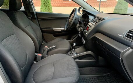 KIA Rio III рестайлинг, 2016 год, 1 130 000 рублей, 27 фотография