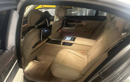 BMW 7 серия, 2021 год, 7 100 000 рублей, 9 фотография