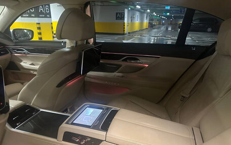 BMW 7 серия, 2021 год, 7 100 000 рублей, 10 фотография