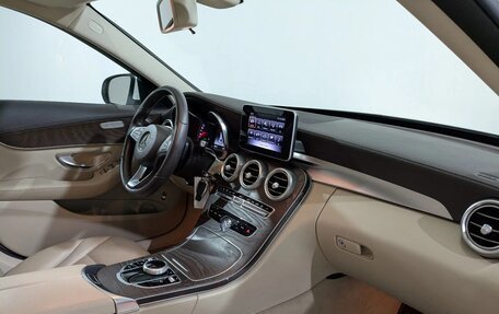 Mercedes-Benz C-Класс, 2017 год, 2 700 000 рублей, 17 фотография