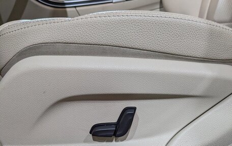 Mercedes-Benz C-Класс, 2017 год, 2 700 000 рублей, 24 фотография