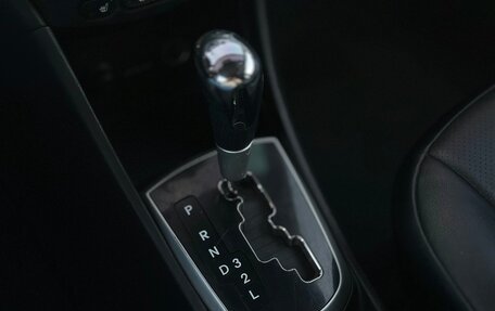 Hyundai Solaris II рестайлинг, 2012 год, 590 000 рублей, 13 фотография