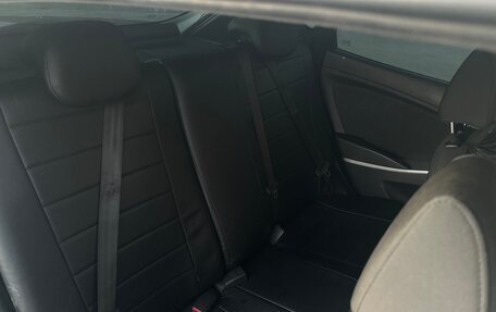 Hyundai Solaris II рестайлинг, 2012 год, 590 000 рублей, 14 фотография