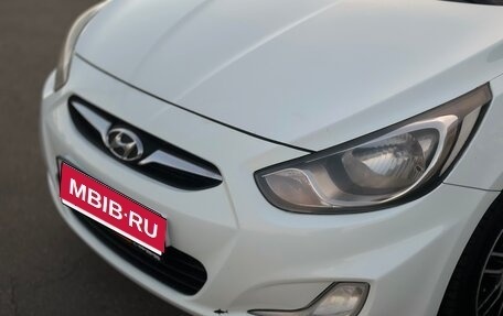 Hyundai Solaris II рестайлинг, 2012 год, 590 000 рублей, 21 фотография