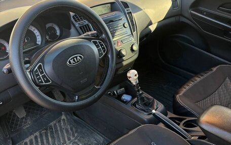 KIA cee'd I рестайлинг, 2008 год, 480 000 рублей, 10 фотография