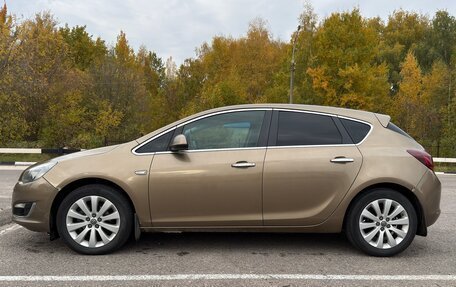 Opel Astra J, 2013 год, 830 000 рублей, 3 фотография
