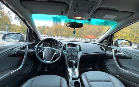 Opel Astra J, 2013 год, 830 000 рублей, 9 фотография