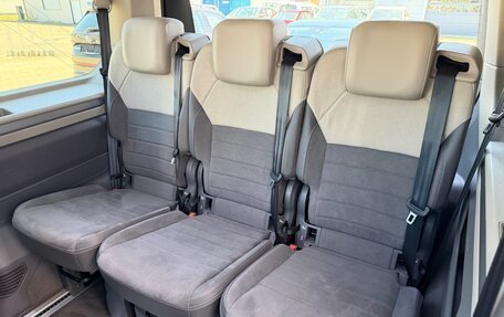 Volkswagen Multivan, 2023 год, 5 190 000 рублей, 24 фотография