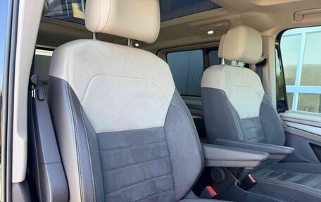 Volkswagen Multivan, 2023 год, 5 190 000 рублей, 19 фотография
