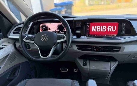 Volkswagen Multivan, 2023 год, 5 190 000 рублей, 12 фотография