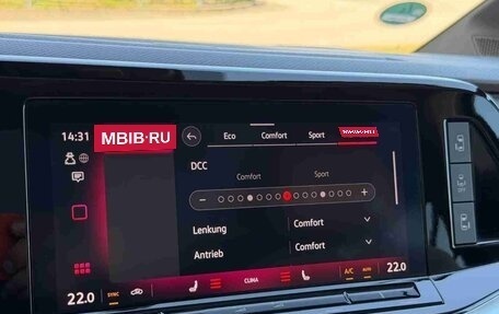 Volkswagen Multivan, 2023 год, 5 190 000 рублей, 18 фотография