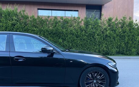 BMW 3 серия, 2019 год, 2 650 000 рублей, 13 фотография