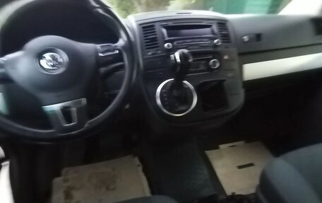Volkswagen Multivan T5, 2012 год, 2 300 000 рублей, 2 фотография