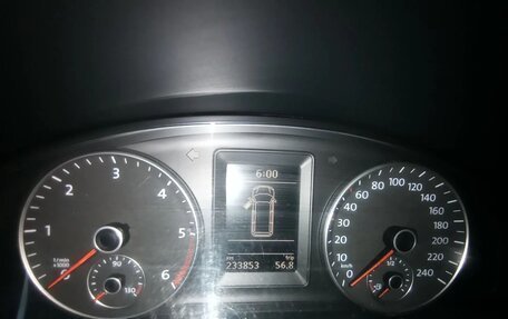 Volkswagen Multivan T5, 2012 год, 2 300 000 рублей, 9 фотография