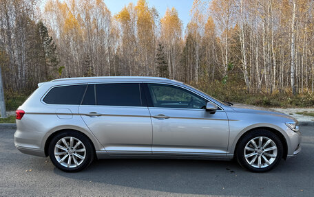 Volkswagen Passat B8 рестайлинг, 2015 год, 1 390 000 рублей, 2 фотография